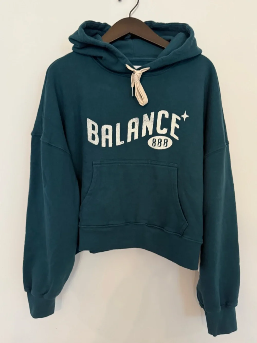 🧘‍♀️NWT Spiritual Gangster Balance Olsen Cropped Hoodie 888 Large - Picture 6 of 10